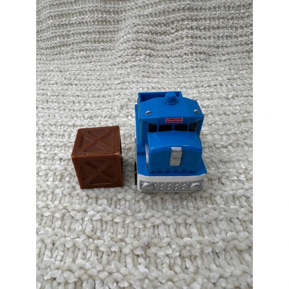 Fisher Price GeoTrax Blue Flatbed Engine Train Car Brown Crate 2004 Mattel Toy‎